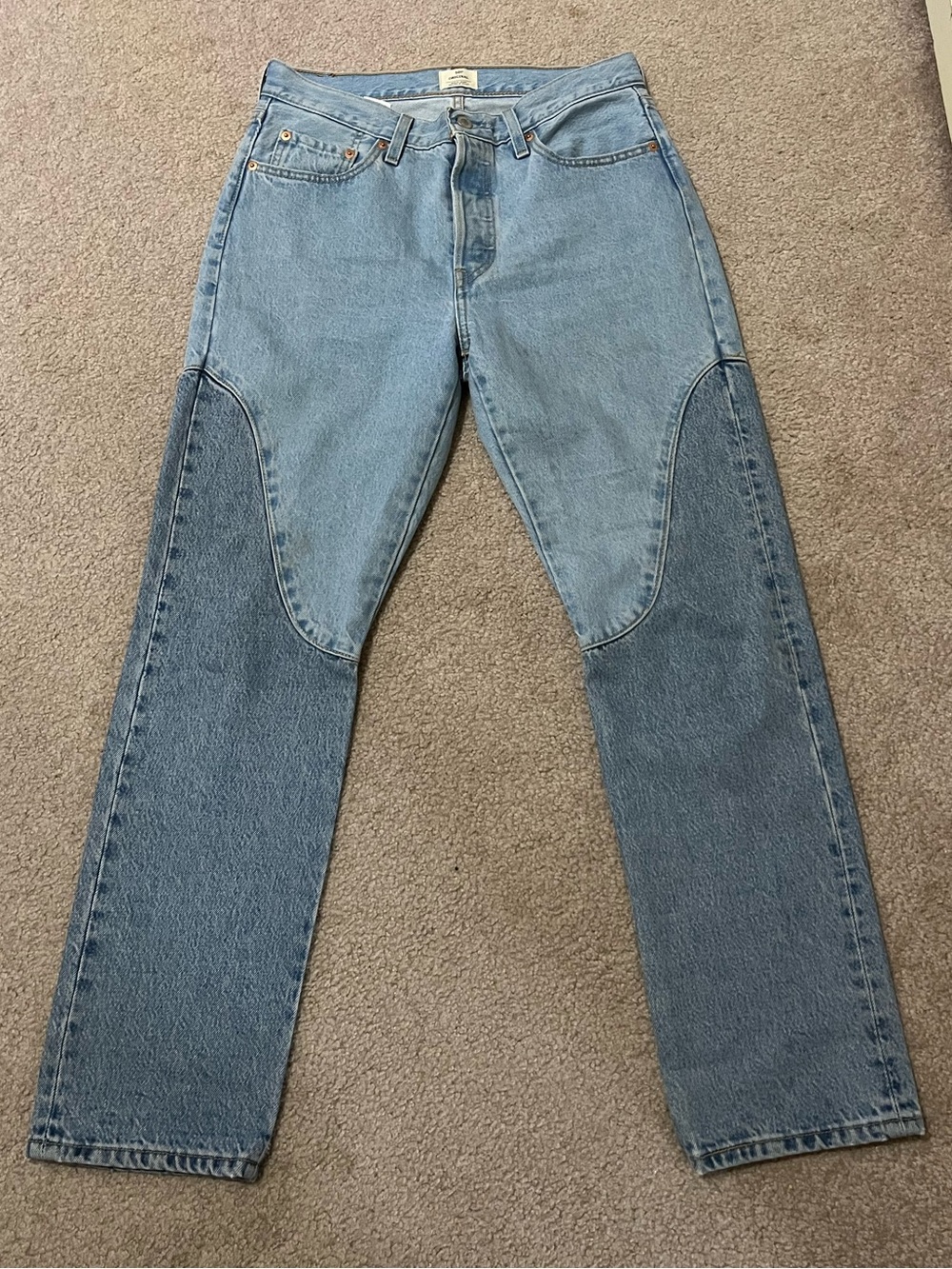 Levi’s Women’s 501 Jeans- County Fair Light Wash Size 29